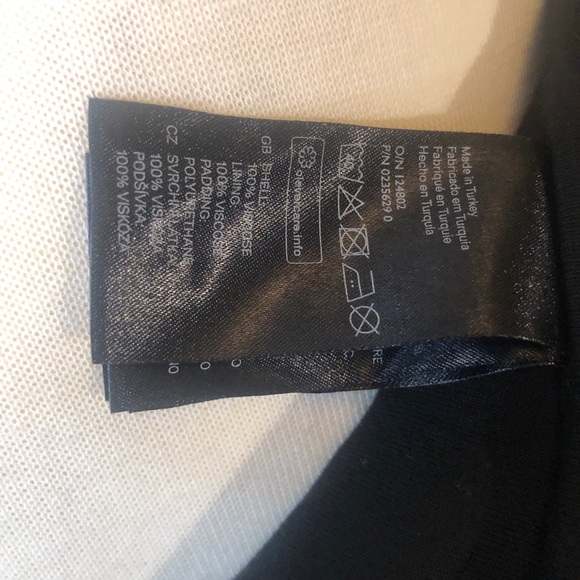 H & M Neoprene gemstone laser print skirt. Size 12. Pleated front. - Picture 7 of 10